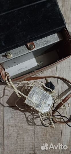 Фотоаппарат зенит ет с фотовспышкой. Все рабочее