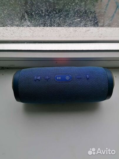 Колонка jbl charge 3