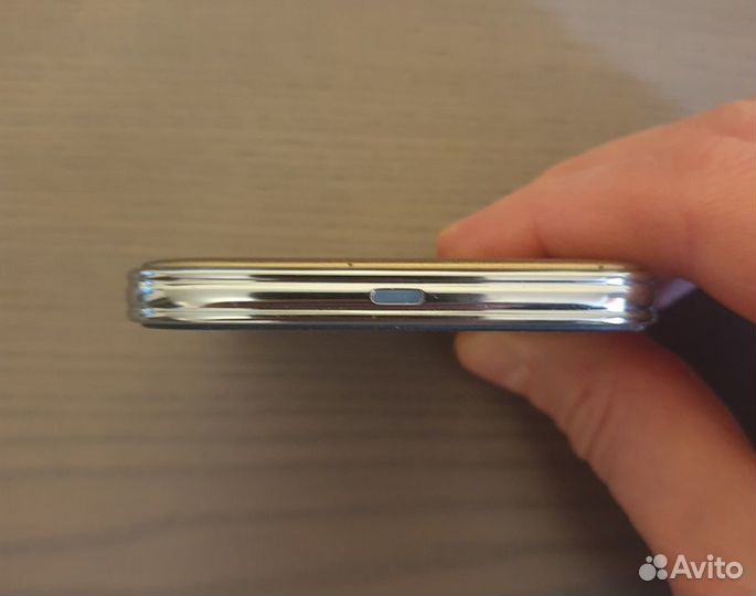 Беспроводная зарядка Samsung