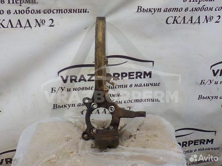 Кулак поворотный передний правый Mitsubishi Galant