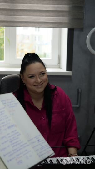 Педагог по эстрадному вокалу