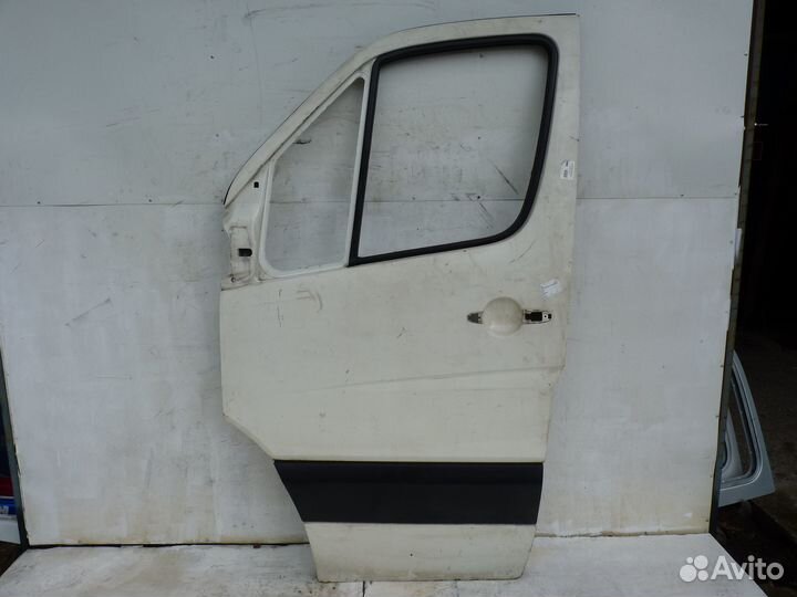Volkswagen Crafter 2008 дверь передняя левая