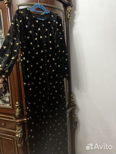 Продаю платье одет один раз