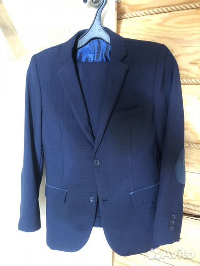 Школьная форма костюм 140-146 ботинки(кожа) рубашк