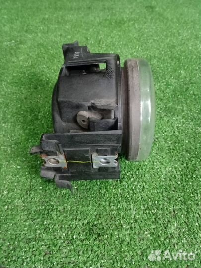 Фара противотуманная передняя левая Subaru Legacy