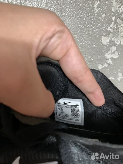 Кроссовки nike женские