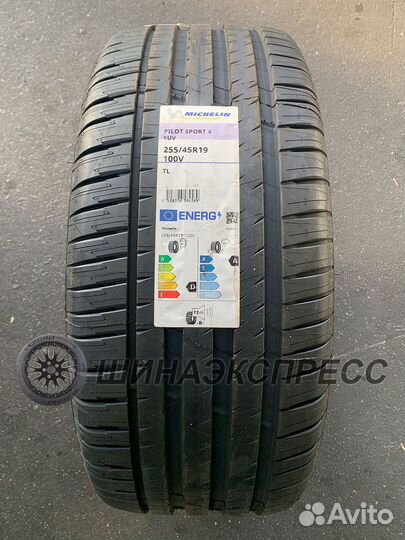 Michelin Pilot Sport 4 SUV 255/45 R19 100V