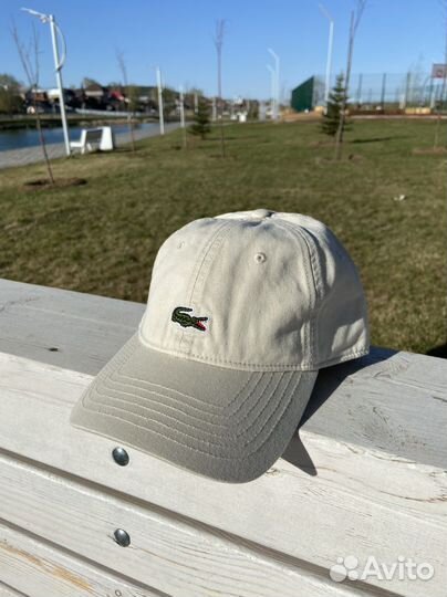 Кепка / Бейсболка lacoste молочная
