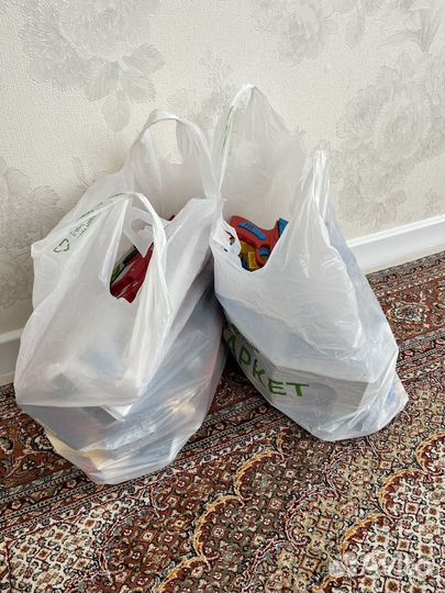 Игрушки пакетом