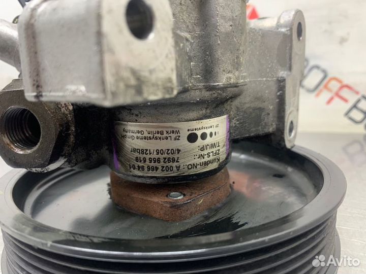 Насос гидроусилителя руля Mercedes C-Class W203