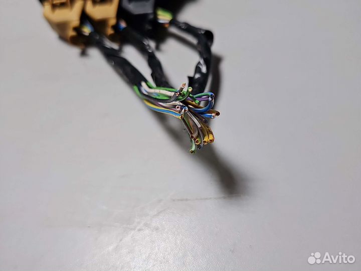 Блок управления парктрониками ford kuga 2