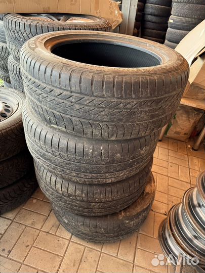 Goodyear Aquatred 255/50 R19