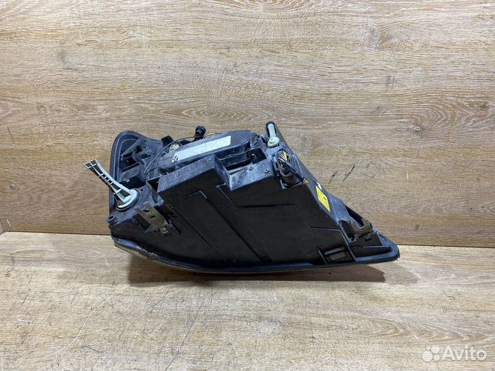 Фара передняя левая Ford Galaxy рестайлинг 141637