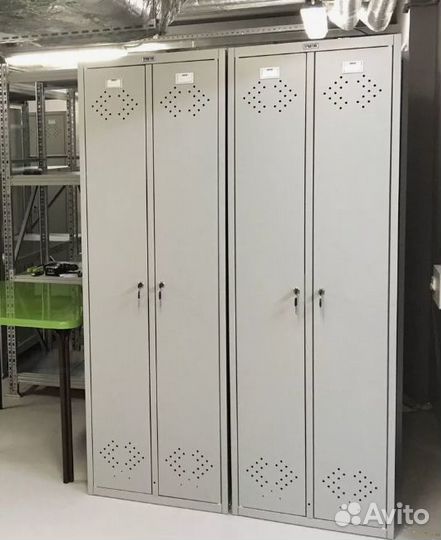 Шкаф металлический для одежды