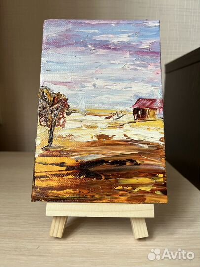 Маленькие картины маслом на мольберте