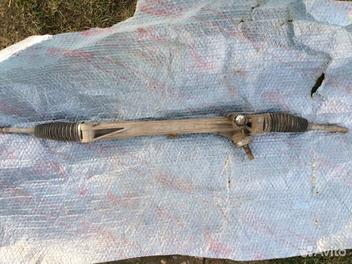 Рулевая рейка на Toyota RAV4