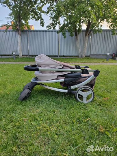 Прогулочная коляска babyton