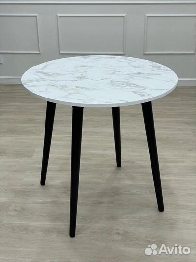 Стол круглый