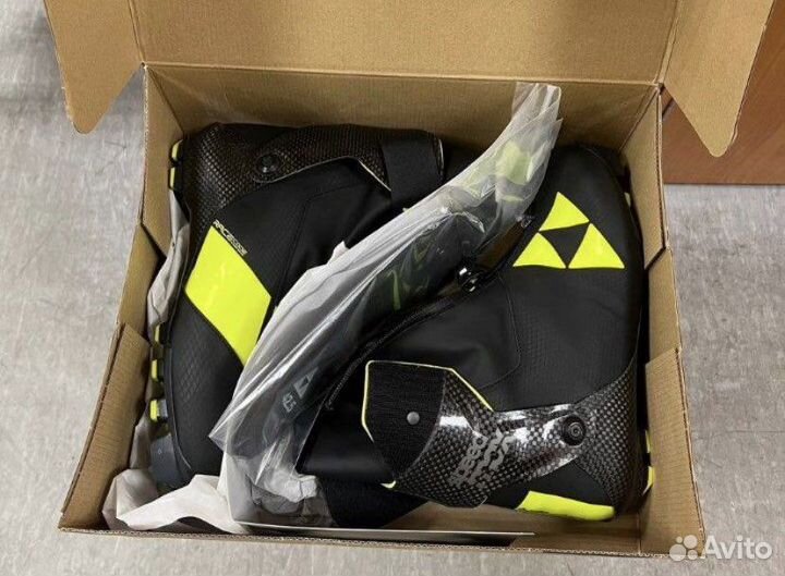 Лыжные ботинки fischer speedmax EU43 в наличии