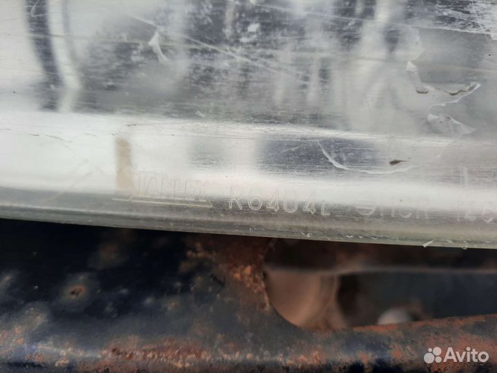 Фара Mitsubishi L200