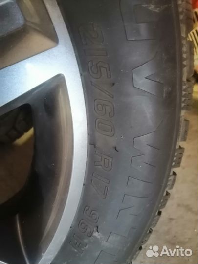 Продам комплект колес