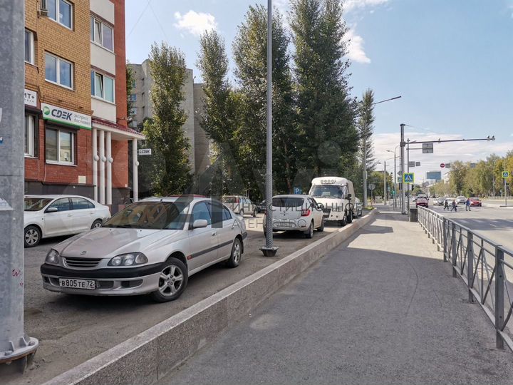 Помещение на первой линии 190 к.м