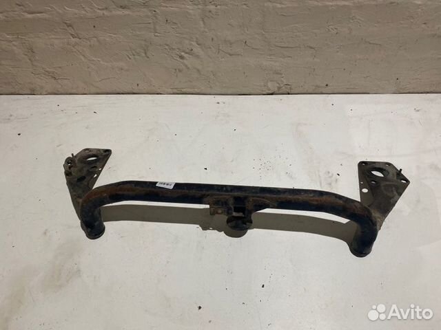 Балка передняя поперечная Volkswagen Passat B5