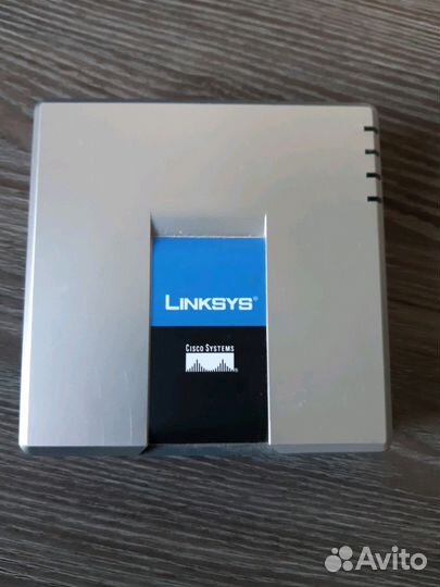 Телефонный интернет адаптер Cisco linksys