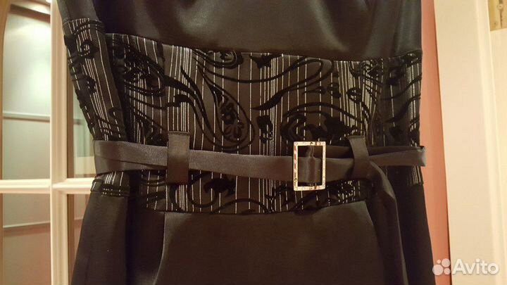 Платье шикарное на выпускной