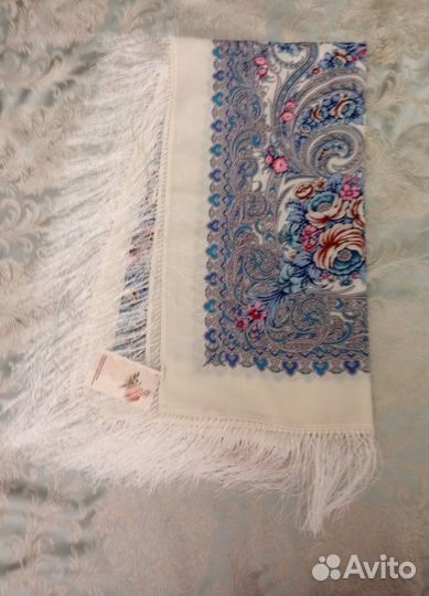 Новый Павловопосадский платок.Оригинал