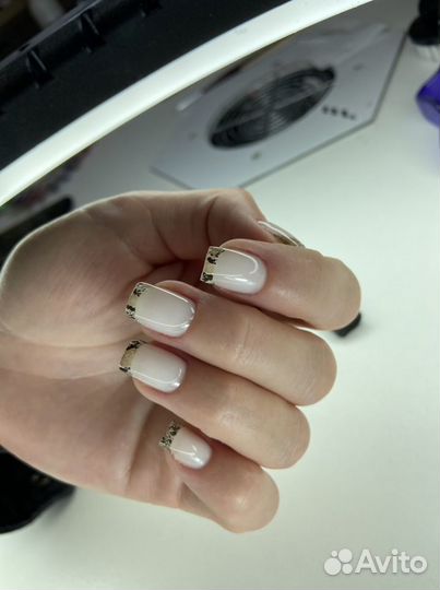 Маникюр педикюр