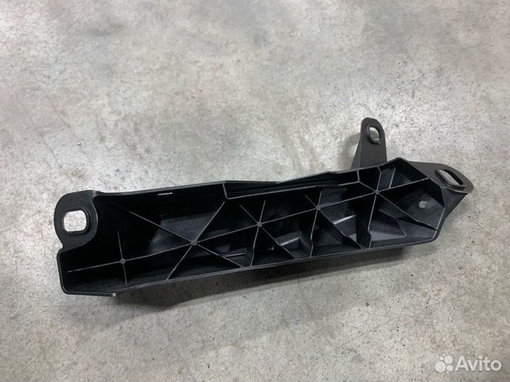 Кронштейн порога задний левый Bmw 320D G21 B47D20B