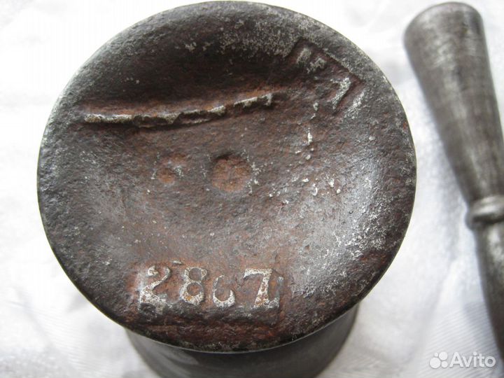 Ступка и пестик. Чугун