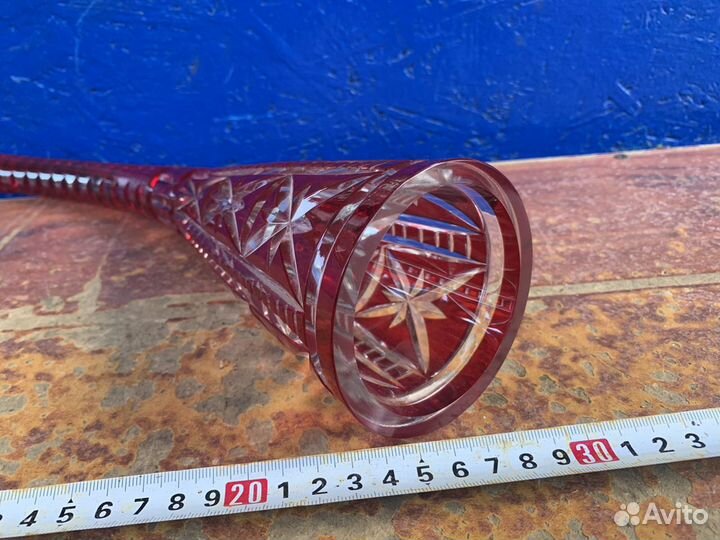 Рог сувенирный цветное красное стекло СССР