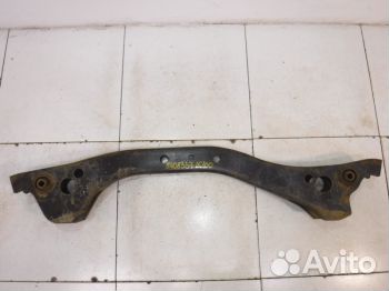 Траверса рамы Тойота