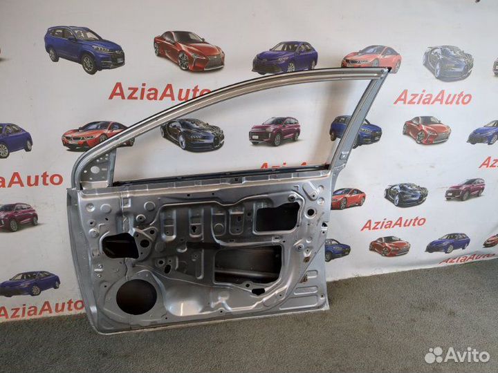 Дверь боковая передняя правая Toyota Auris 2