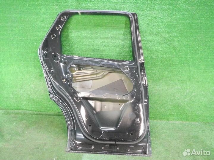 Дверь задняя левая Land Rover Discovery Sport (201