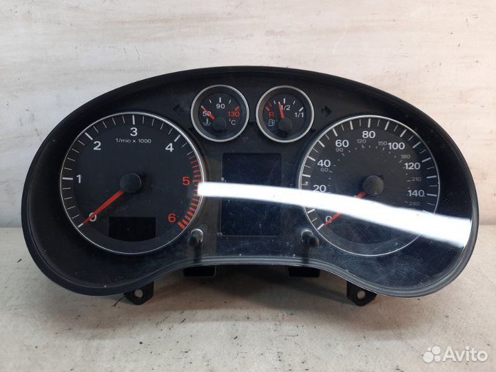 Щиток приборов (приборная панель) Audi A3 хэтчбэк
