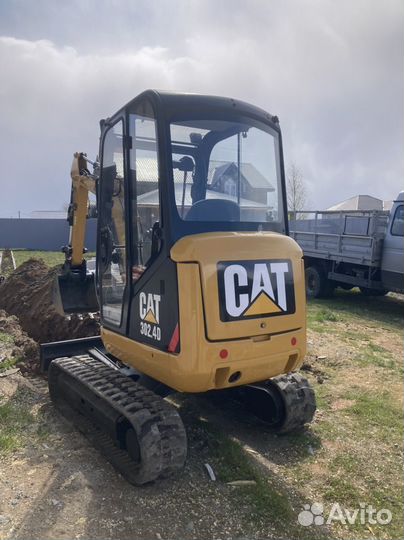 Мини-экскаватор CAT 302.4D, 2013