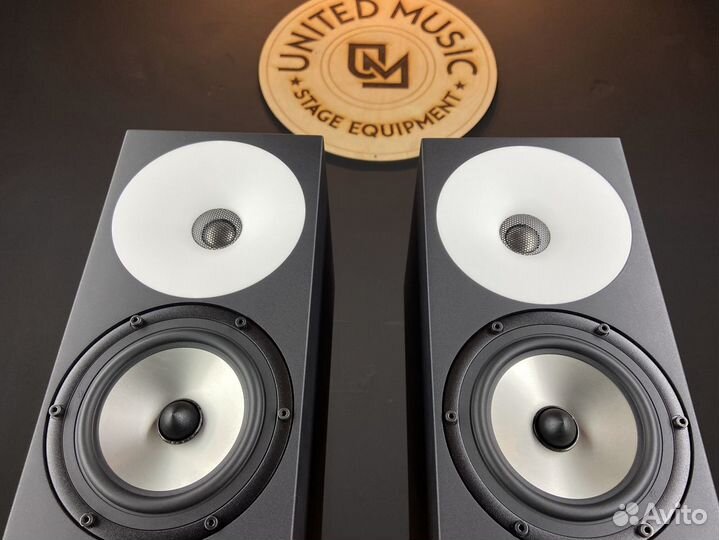 Amphion One 15