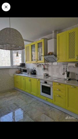 3-к. квартира, 80 м², 10/13 эт.