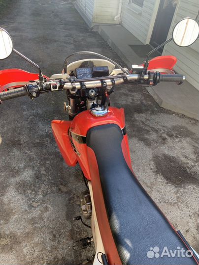 Продам мотоцикл Honda XR650L