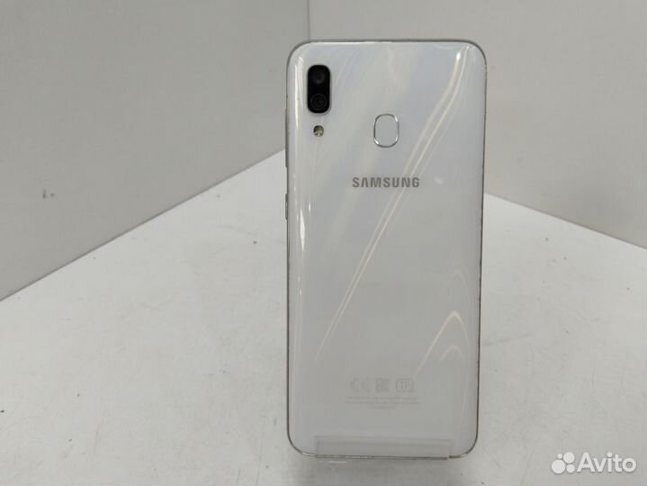 Samsung Galaxy A30, 3/32 ГБ