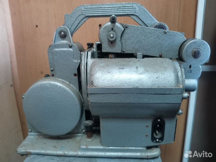 Кинопроектор украина