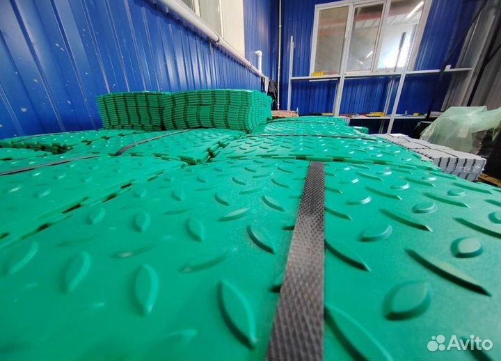 Модульная пвх плитка в автосервис / сто