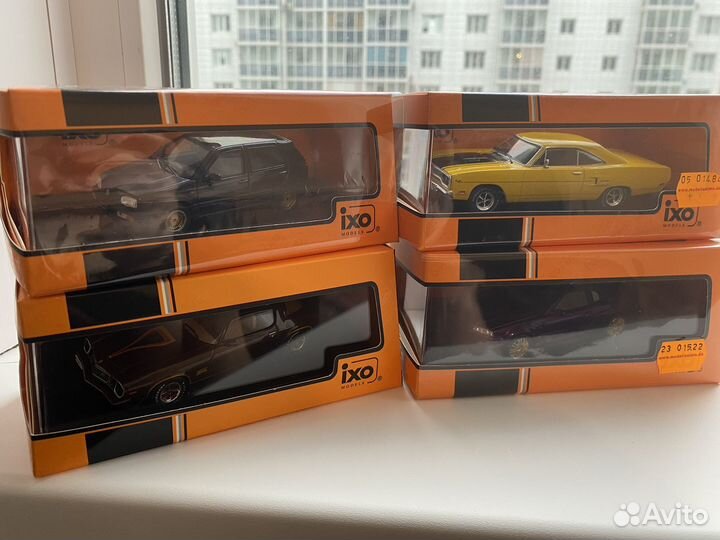 IXO 1/43 Nissan Skyline GT-R (R34) 2002