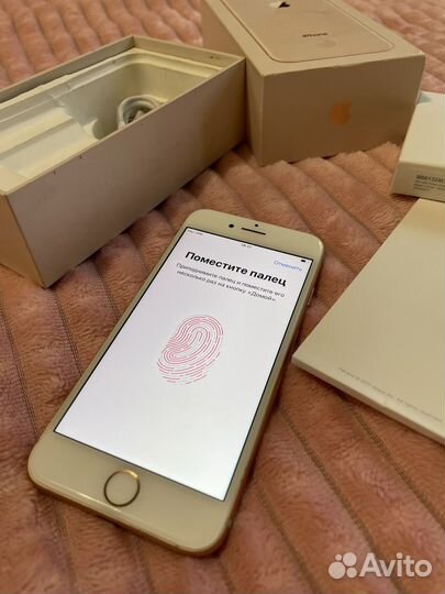 Телефон iPhone 8 64Gb Rose Gold