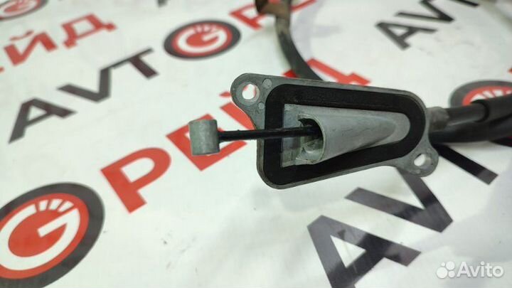 Тросик ручного тормоза Nissan Wingroad WFY11