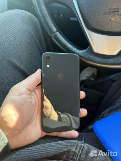 iPhone Xr, 64 ГБ