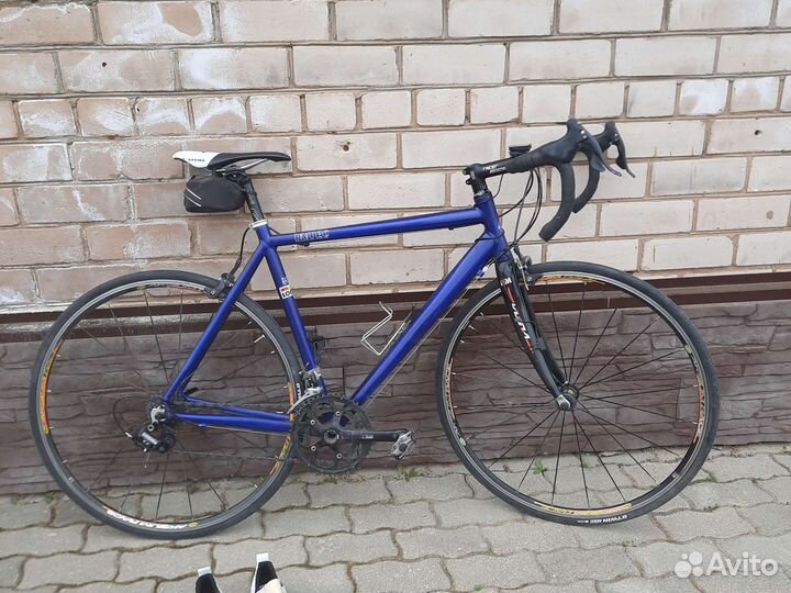 Шоссейный велосипед